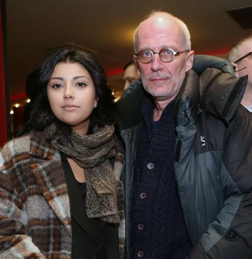 новая жена гордона