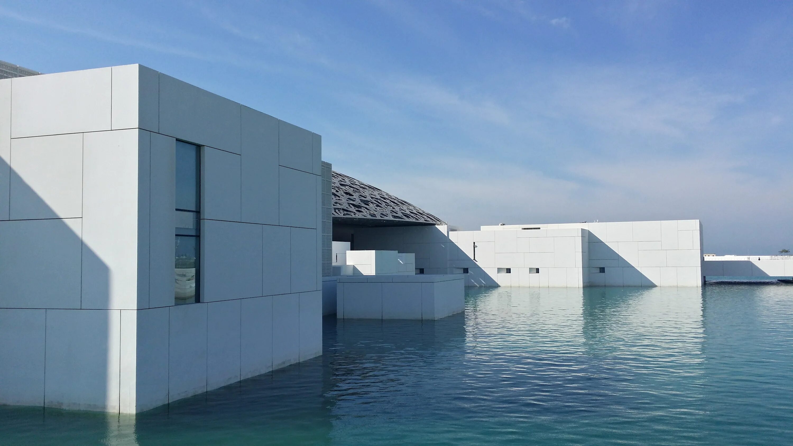 The floating kayak club in vejle by force4architects. Хаусбот концепт. Уникальные сооружения. Арх вода. Арх вода.