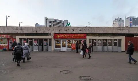 Станция метро левобережная