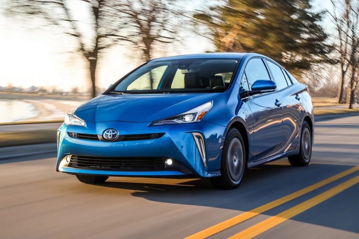 Тойота Приус 2021. Toyota Prius 2020. Toyota Prius 2019. Toyota Prius Hybrid 2020. Авто тойота гибрид