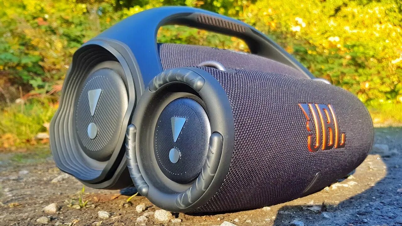 Jbl boombox & Jbl charge 3 Bass test! 100% Volume Jbl connect + - YouTube