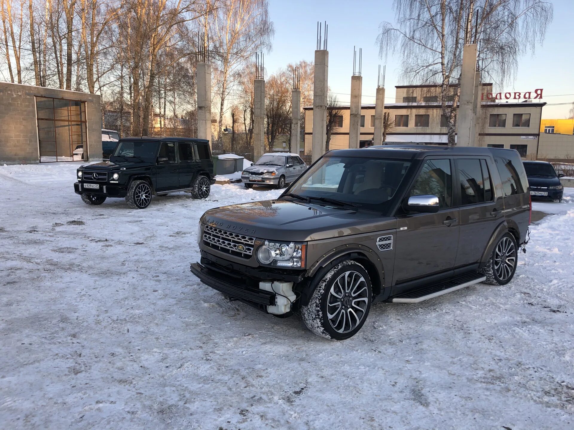 Ленд Ровер Дискавери 4 r21. Land Rover Discovery 4 диски r20. Land Rover Discovery 4 r22. Land Rover Discovery IV Tuning. Ленд дискавери колеса