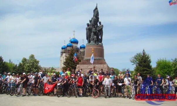 Погода в Краснодоне. Краснодон до Краснодара. Въезд в Краснодон с Молодогвардейска. Погода на завтра Краснодон. Погода молодогвардейск на 10