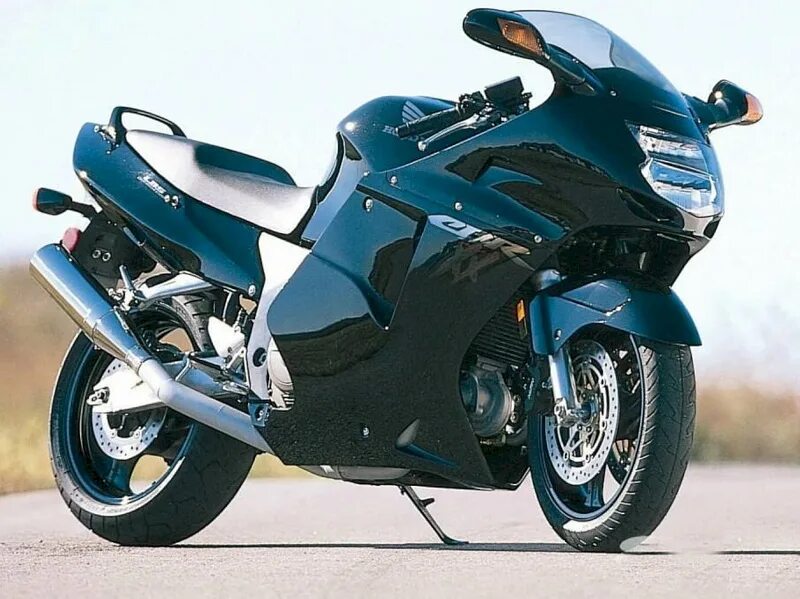 Honda CBR 1100 ХХ. Honda CBR 1100 Blackbird. Honda CBR 1100 Дрозд. Honda 1100xx super Blackbird. Мотоцикл honda 1100