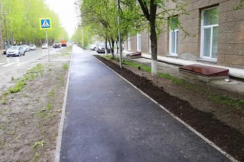 Найти тротуар