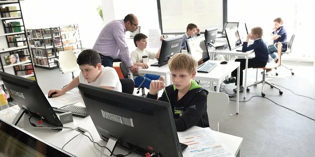 Программирование для детей 12. Школа программирования. школа программирования для детей. компьютерная школа. занятия по программированию.