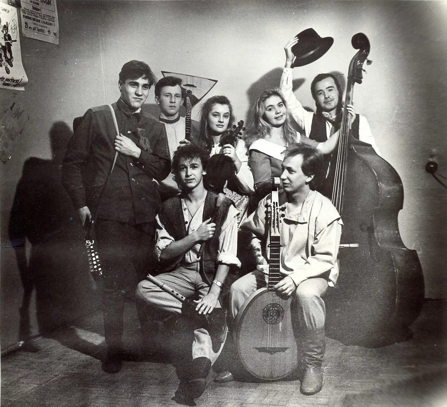 Кавер группа живая вода брянск. Концерт живая вода брянск. S. Группа водила. Авеню 400 группа.