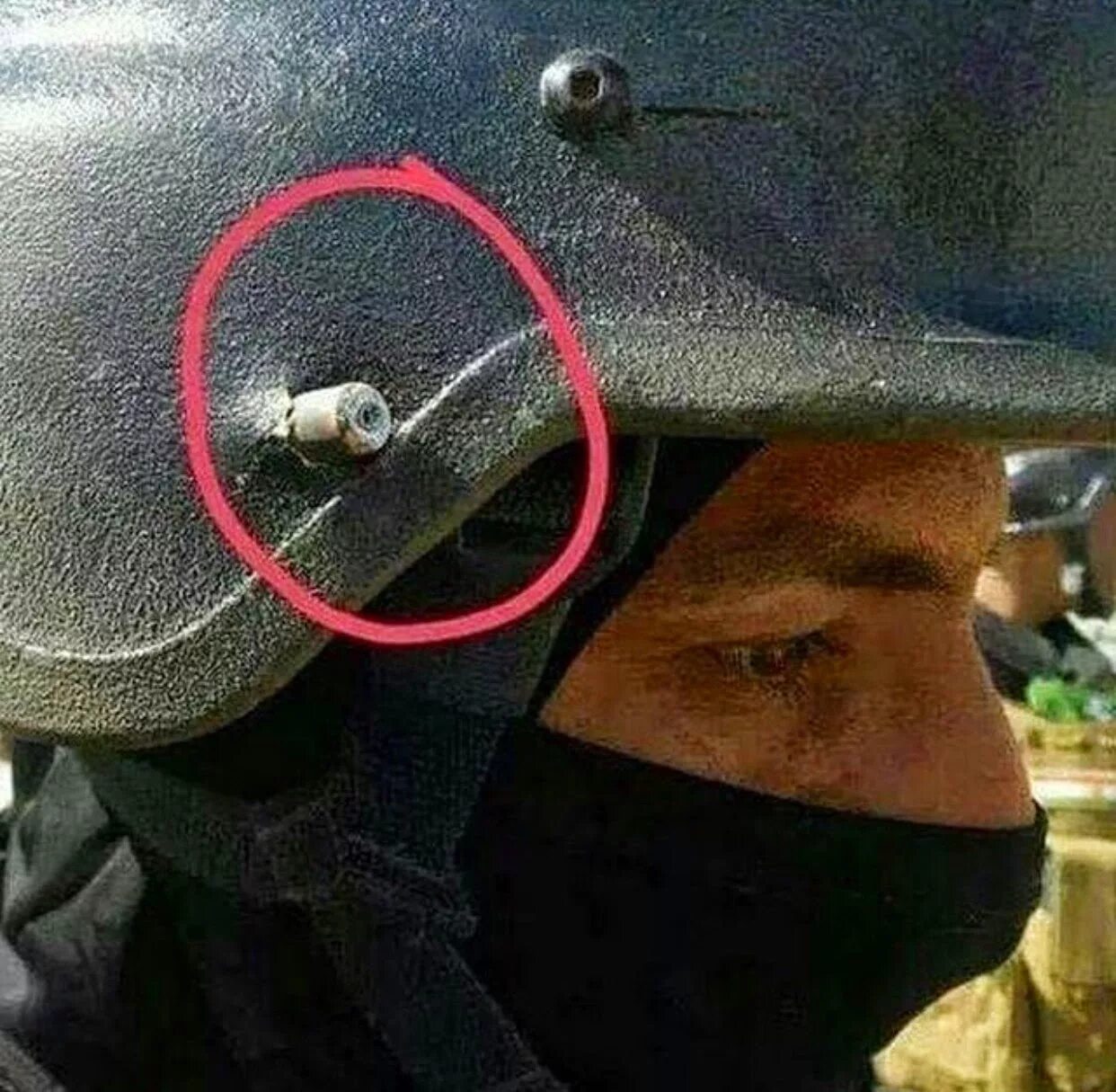 Сук я в шлеме