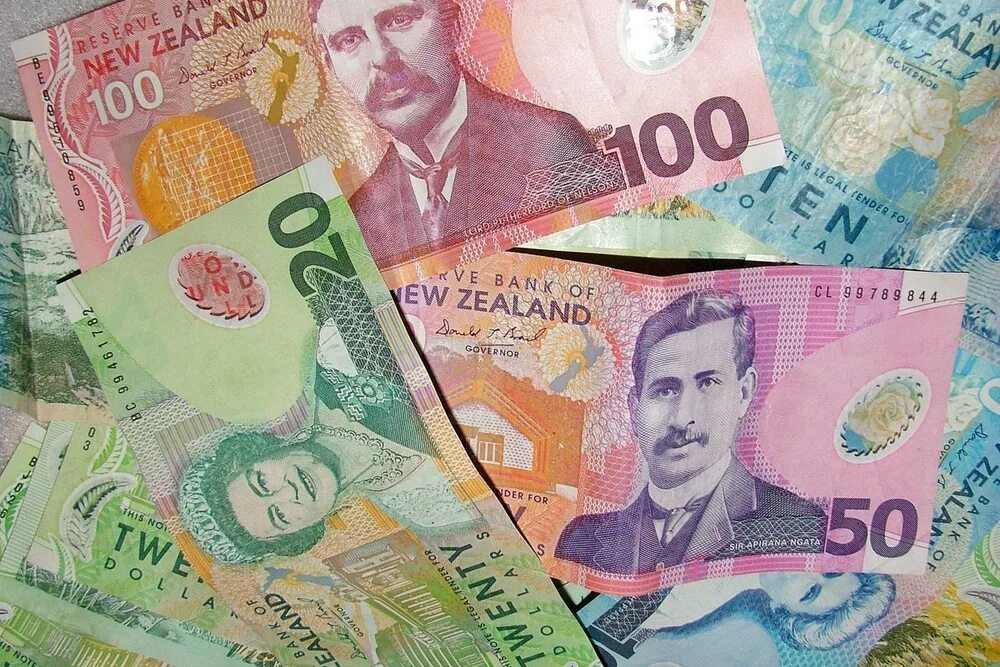 Доллар новая зеландия. Валюта новой Зеландии. Новозеландский доллар. Новозеландский доллар банкноты. Денежная валюта новой Зеландии.