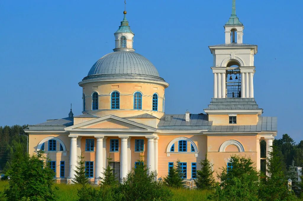 Церковь михаила архангела в селе новопышминское. Церковь михаила архангела новопышминское свердловская область. Храм сухой лог. Церковь архангела михаила (новопышминское). Церковь архангела михаила (новопышминское).