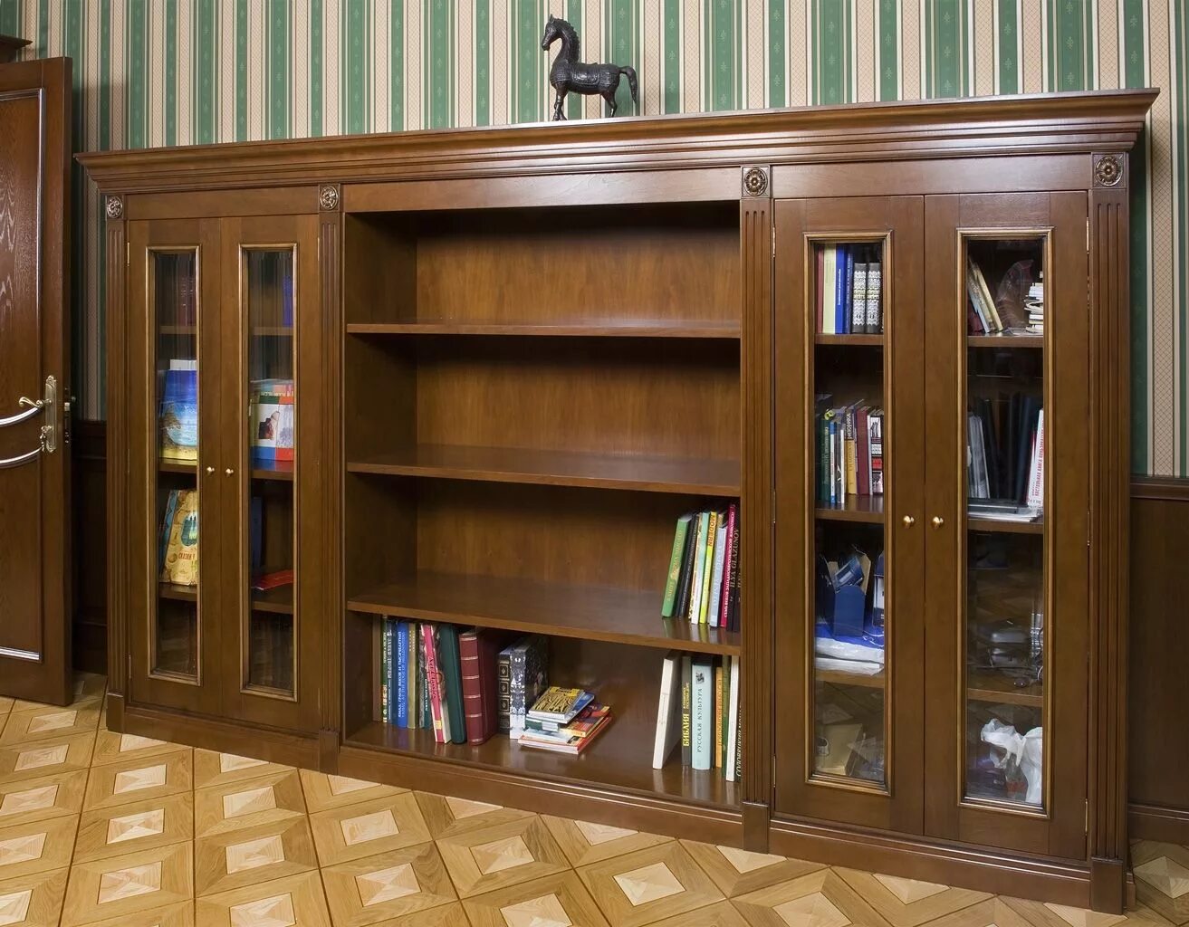 Авито библиотека купить. Книжный шкаф Босфор массив дуба. Шкаф книжный Хуго. Экомебель шкаф книжный. Шкаф библиотека.