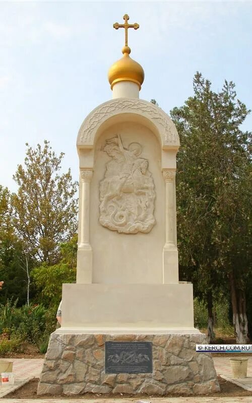 памятник врангелю в керчи. керчь памятник врангелю. врангель петр николаевич памятник в керчи.