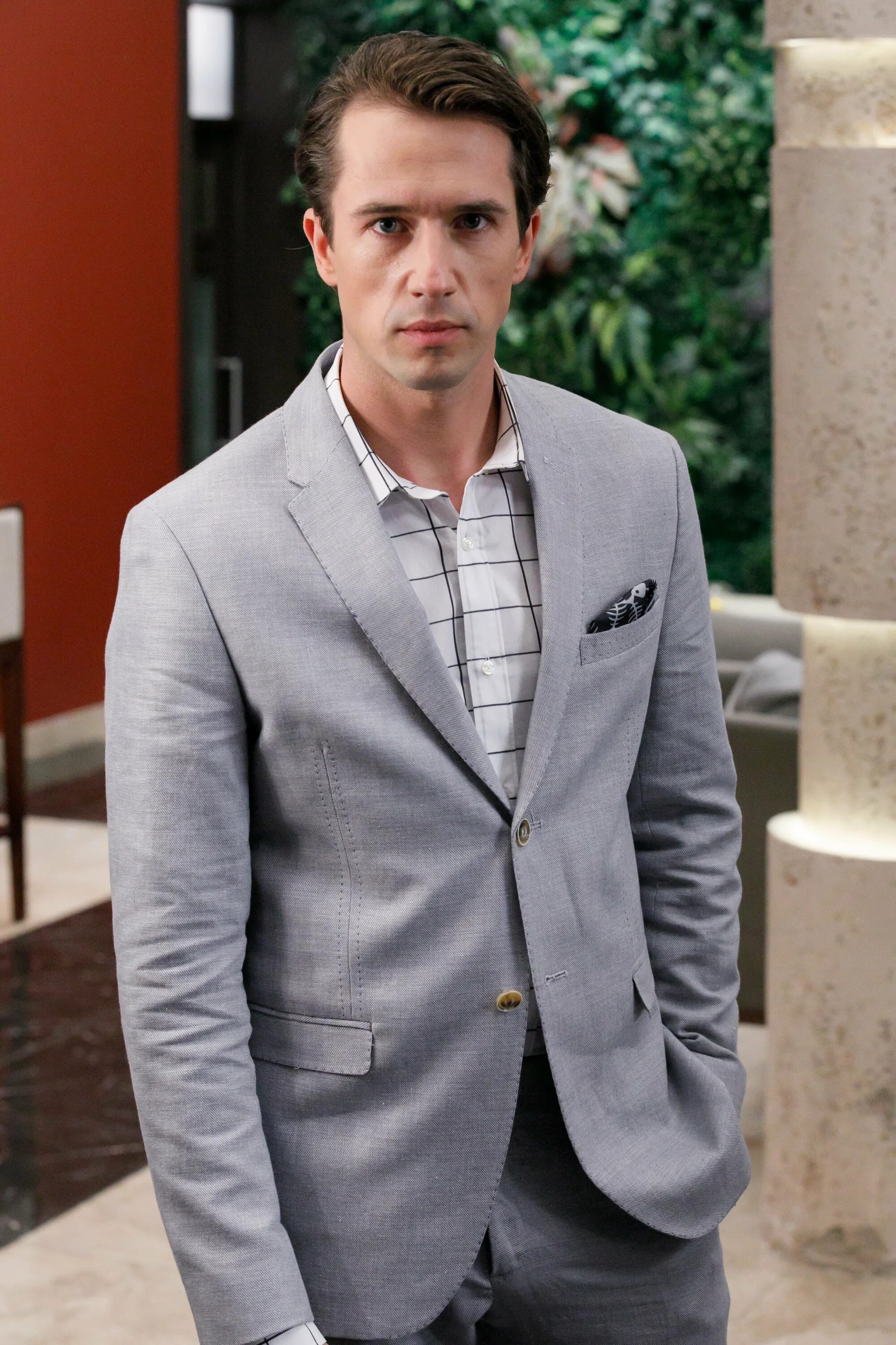 как зовут персонажа из отеля. валерия дмитриева отель элеон. отель элеон сериал 2016–2017. григорий сиятвинда кухня. михаил джекович портье.