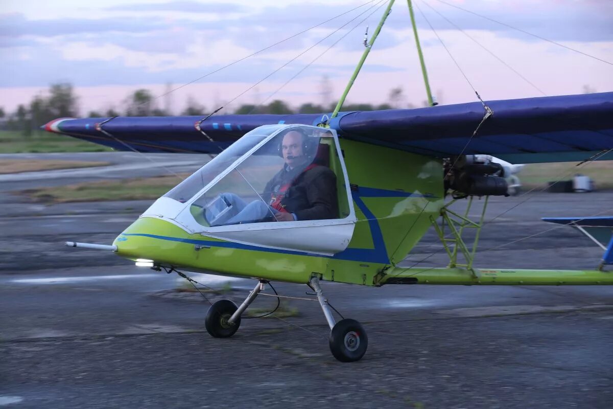 Радиоуправляемая модель самолёта мустанг размих 146. Самолёт parkflyer micro rc. Mc-15 cri-cri jet. Самый маленький самолет. Micro rc plane.