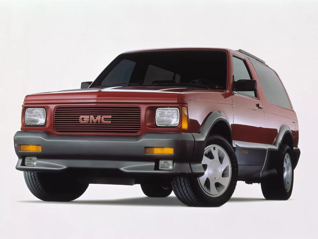 Gmc typhoon. GMC Typhoon 1993. 1992 GMC Typhoon. GMC Typhoon 1991. Автомобиль GMC Typhoon.