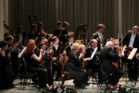 Оркестр исполнение песен