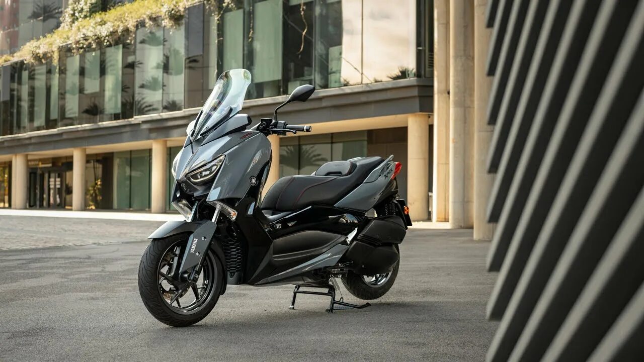 Xmax ошибаюсь. Yamaha xmax 300. yamaha xmax 250. yamaha x max 300. yamaha x max 250.