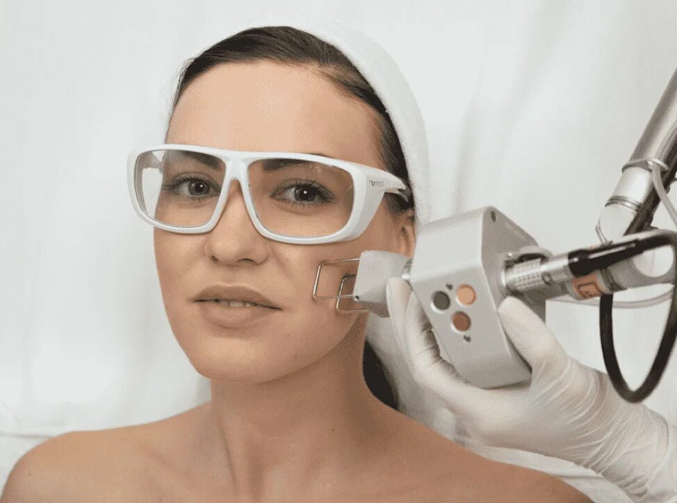 Joli laser. Joli laser. Лазер в косметологии. Косметология лазерное омоложение. Joli laser.