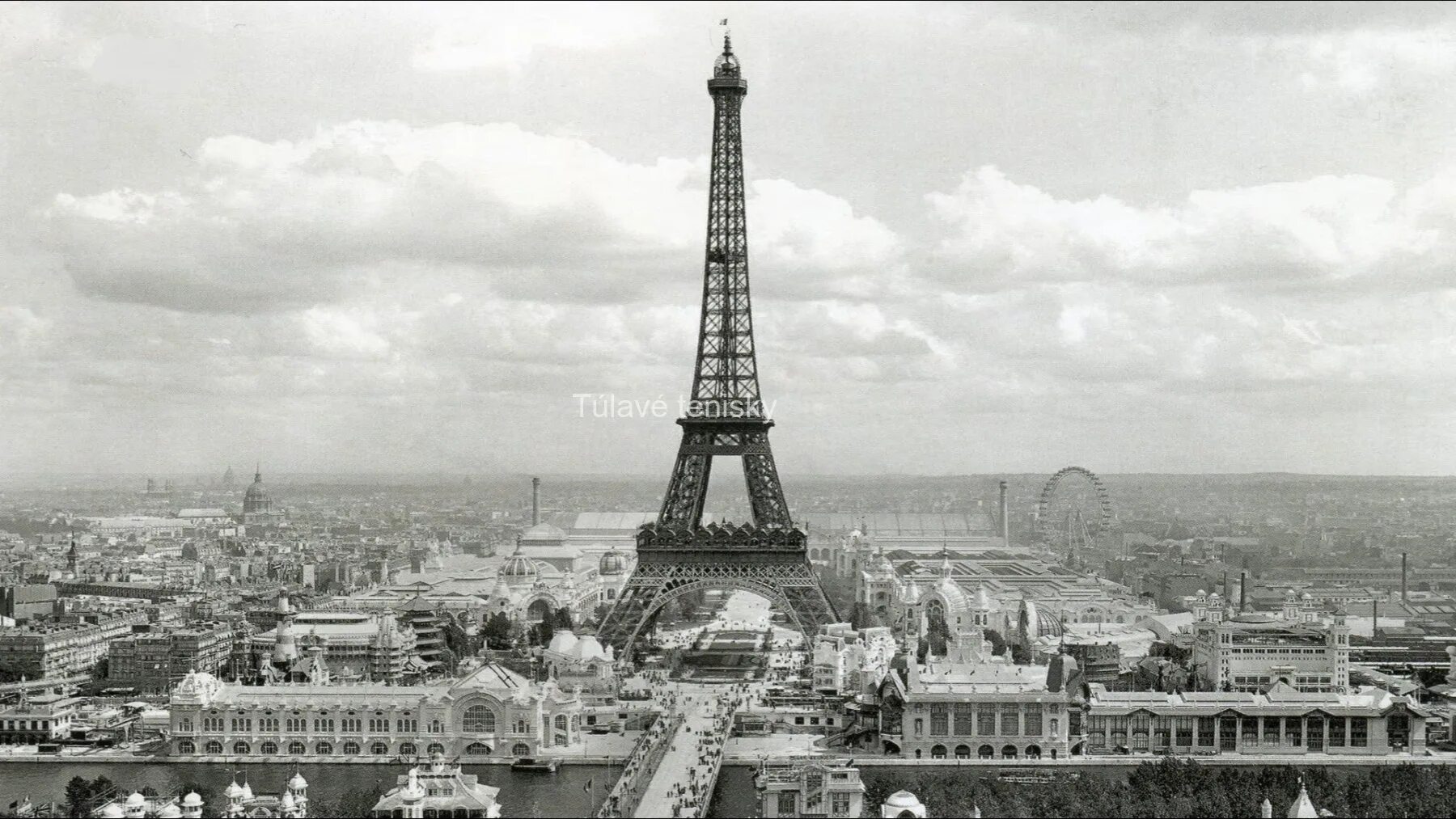 Развитие франции 20 века. Эйфелева башня 1889. Эйфелева башня открытие 1889. Эйфелева башня 1900 год. Франция 20 века.