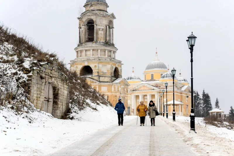 Погода старица тверская область на 14. Вознесенский монастырь (Старица). Тверь городок Старица. Старица город Тверская область. Воскресенский храм (Старица).