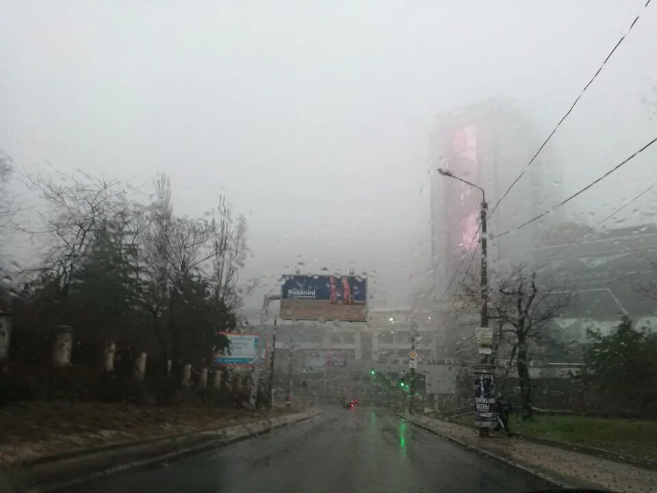 Жуткая погода. Отвратительные погоды. Ливень зимой. Отвратительные погоды. Отвратительные погоды.