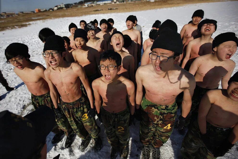 Суровый новое. Военный лагерь Южная Корея. Детские военные лагеря в Северной Корее. Военный лагерь для детей в Южной Корее. Военный лагерь для подростков.