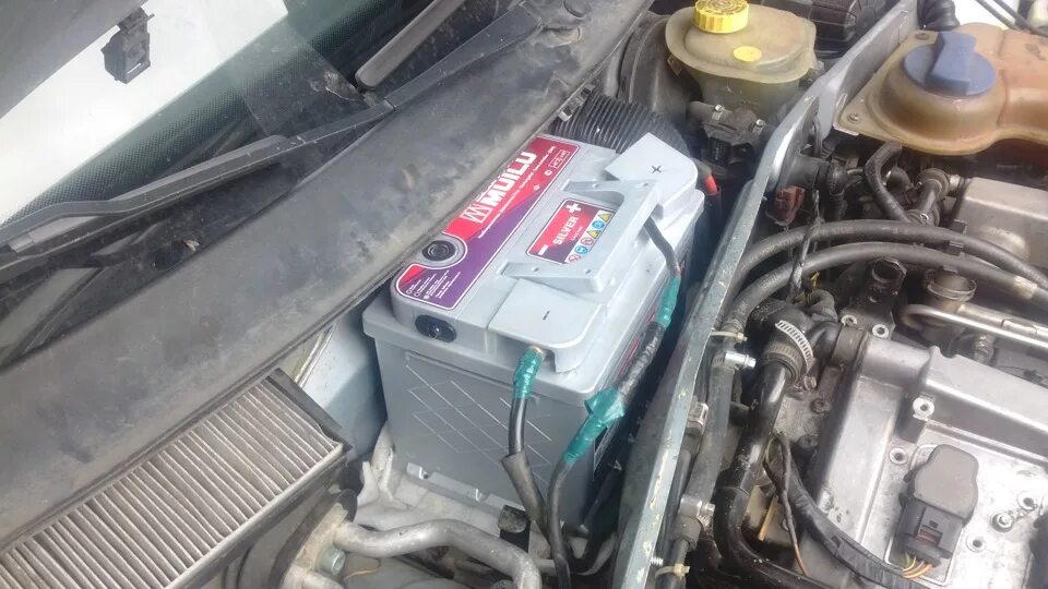 8. Passat b5 аккумулятор. Vw passat b4 аккумулятор. 8 аккумулятор. Пассат б6 акб дизель.