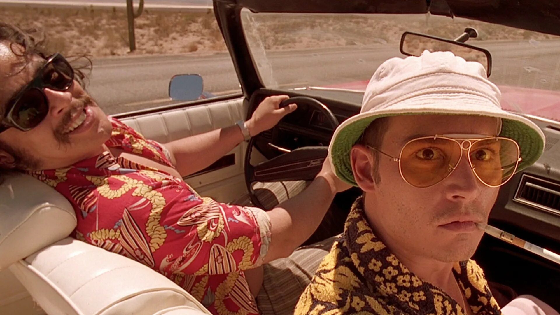 Однажды в лас вегасе джонни депп. Джонни депп рауль дюк. Fear and loathing. Джонни депп рауль дюк. Доктор гонзо.