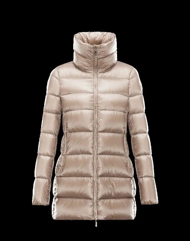 Фирма монклер. Куртка moncler женская бежевая. пуховик moncler женский бежевый. куртка монклер женская зимняя. зимние пальто женские moncler.