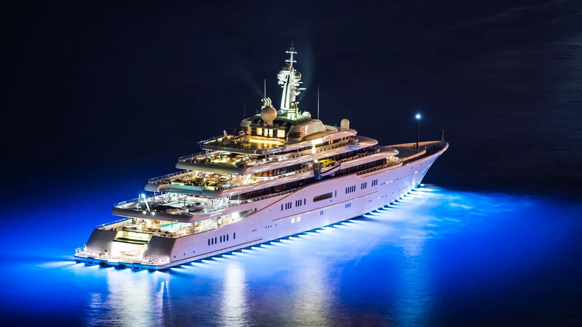 Ship yacht