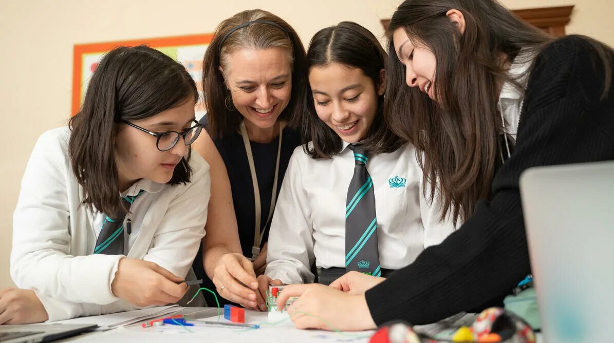 Международная школа Сейсен. Japanese School in Abu Dhabi. Tanzania Nord Anglia. Завуч 10 школа