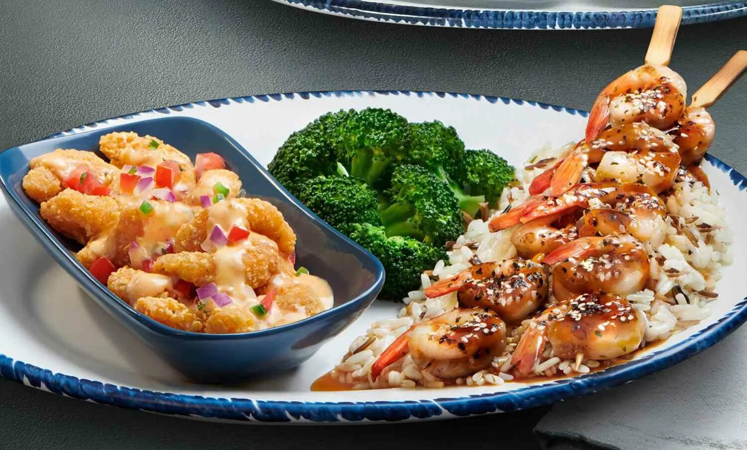 Креветки едят в пост. Red Lobster food. Lobster and Shrimp. Red Lobster Хиккадува. Лобстер в Хорватии.