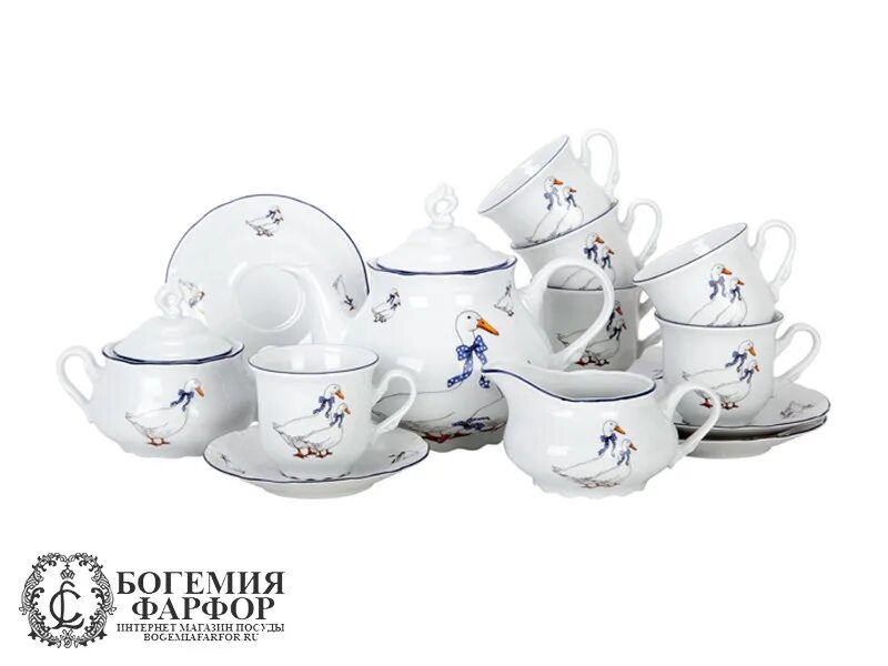 Кузнецовский фарфор великий новгород. Музейный цех фарфора великий новгород. Музей фарфора великий новгород. Музейный цех фарфора великий новгород. Кофейный набор гарднер белый с золотом.