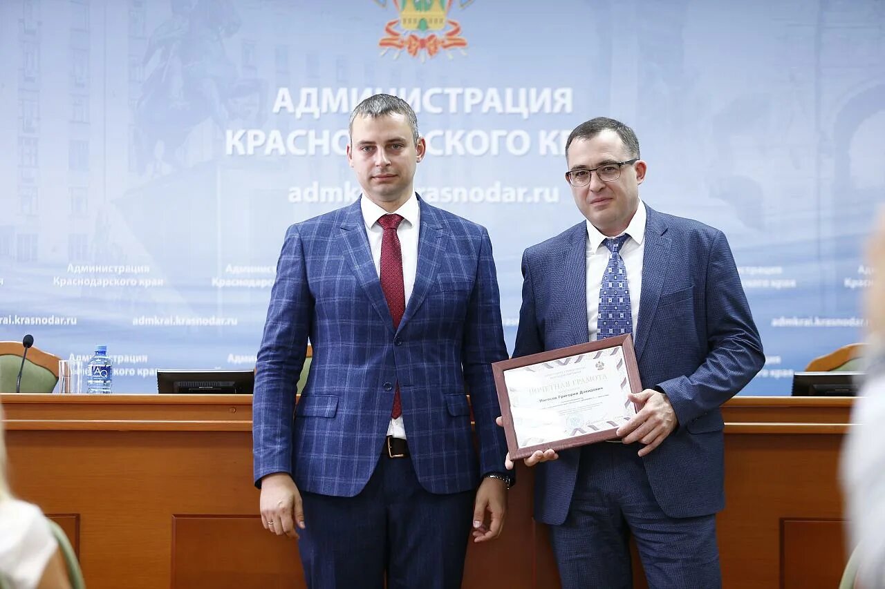 Руководитель департамента строительства краснодарского края. Департамент строительства краснодара мысаков. Федосов краснодар департамент строительства. Власов департамент строительства краснодарского края. Юрковский денис вячеславович.