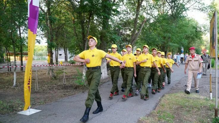 Военный лагерь страна героев. Военно-исторический лагерь Страна героев. Страна героев лагерь Астрахань. Военно патриотический лагерь Страна героев. Военно исторический лагерь Самара.