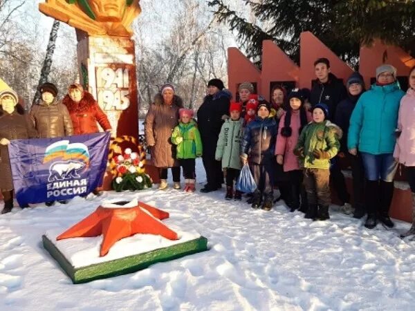 Родники троицкий район челябинской области. Родники Троицкий район Челябинская область. Земляки Троицкий район Челябинская. Село Троицкое земляки. Родники деревня Троицкий район.