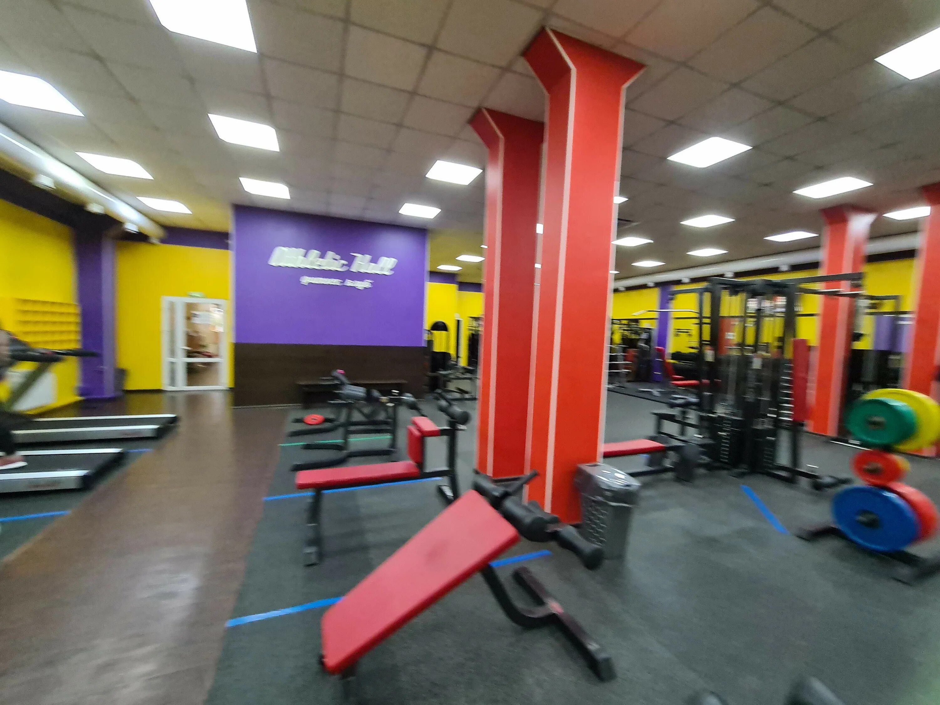 сопрт зал абакан. тренажерка абакан. гараж спортзал абакан. зал абакан. зал абакан.