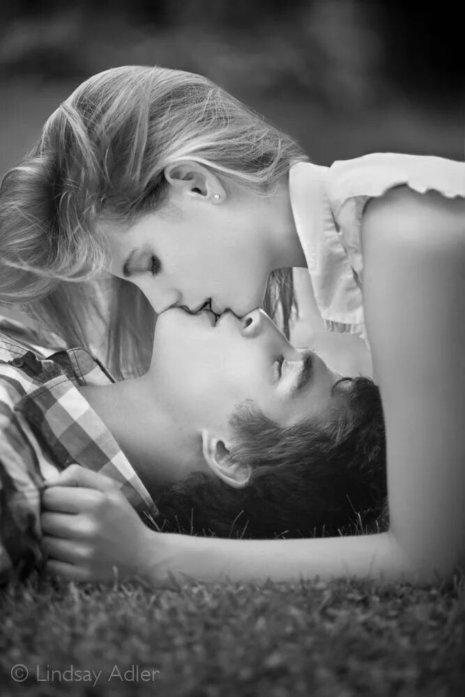 Чувственное т. Красивый поцелуй. Нежный поцелуй. Нежные чувства. Настоящий поцелуй.