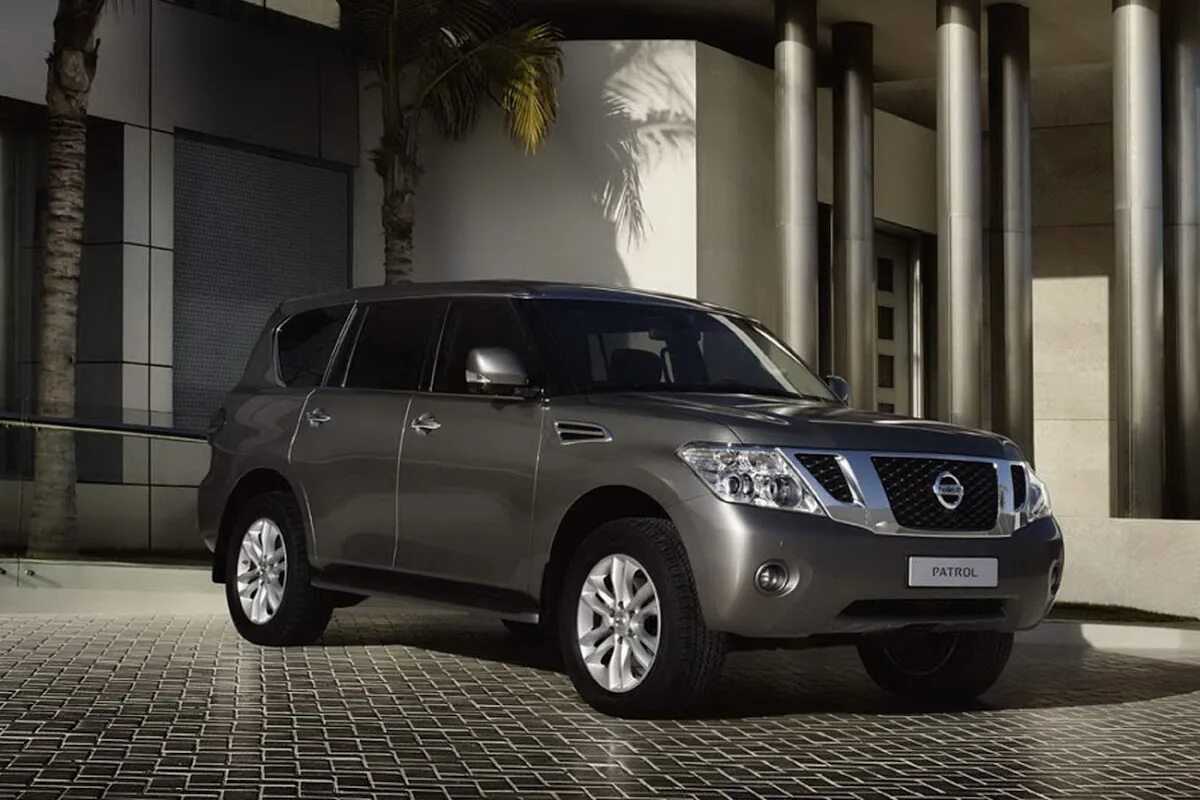 Ниссан патрол виды. Nissan patrol 2010. ниссан патрол 6 поколения.