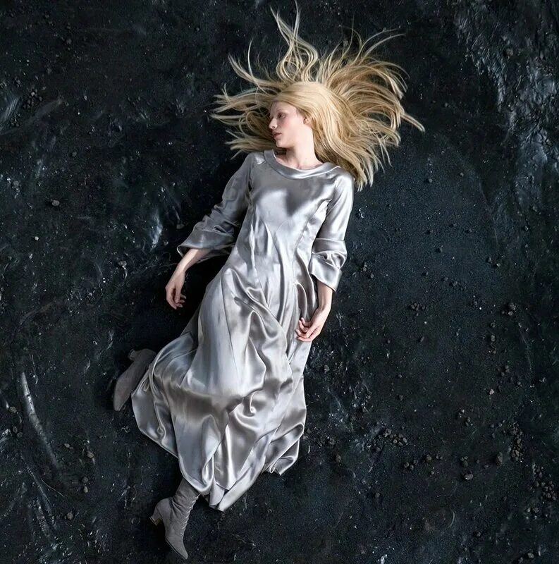 Клэр дэнс звездная пыль. Фильмы похожие на клэр которая упала с луны. Клэр упавшая с луны. Клэр дэйнс звёздная пыль 2007. Ивейн звездная пыль арт.