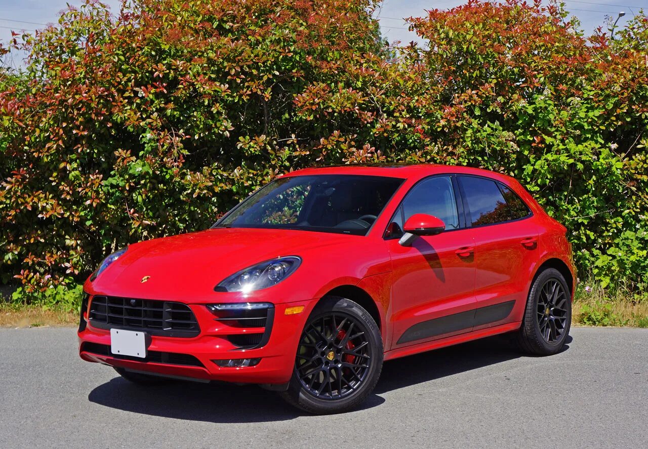 Porsche Macan 2017. Porsche Macan GTS. Porsche Macan GTS красный. Порше Макан 2014 красный. Цвета осень макан