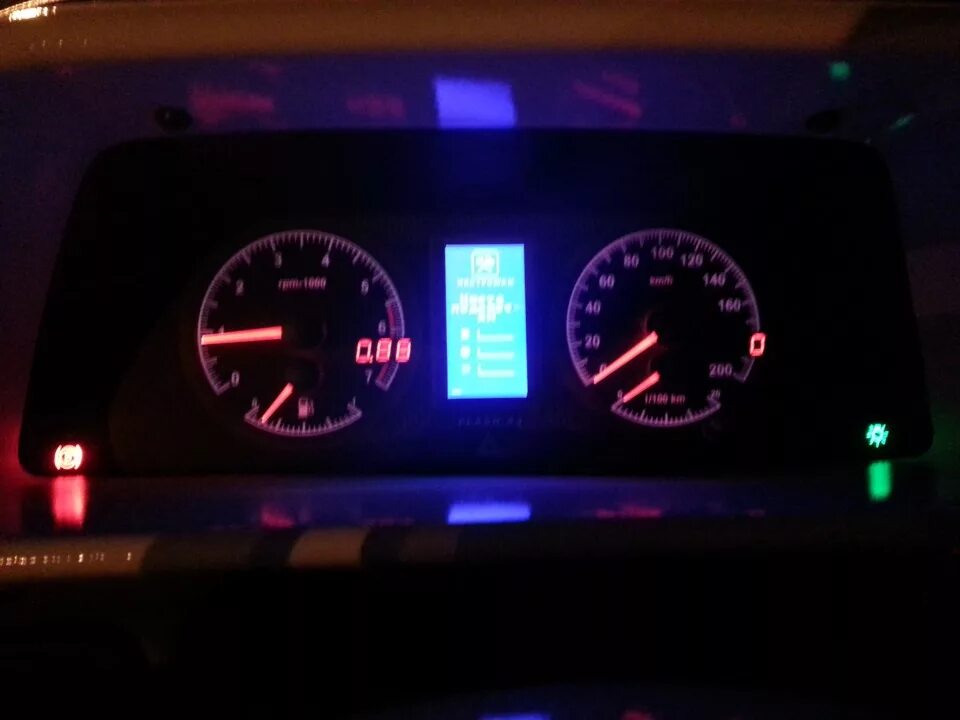 Flash 2114. Flash x1 приборная панель 2114. Спидометр flash x3 ваз 2114. Приборка flash x3 на ваз 2114. Приборная панель флеш х3 ваз 2115.