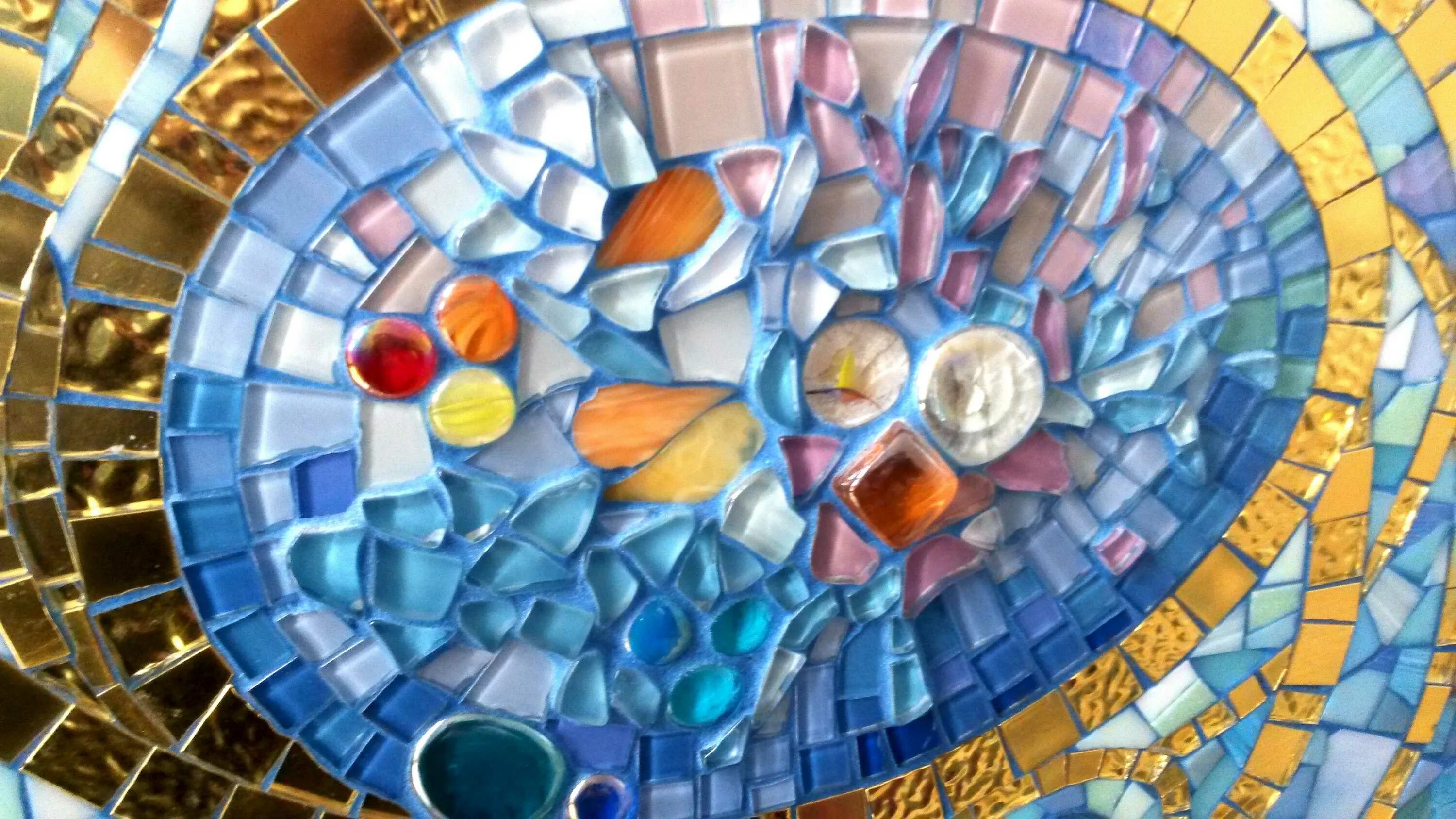 Синяя смальта. Современная мозаика. Мозаики из стекла. Мозаика из керамической плитки. Панно из стеклянной мозаики.