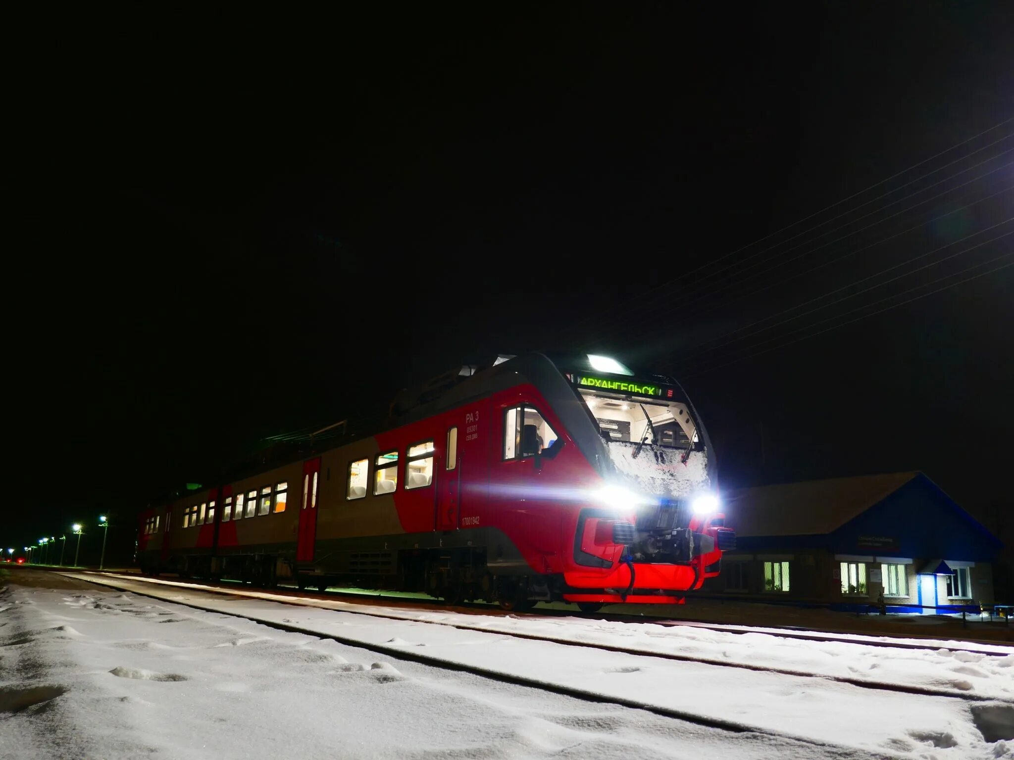 Северная Пригородная пассажирская компания. Депо Архангельск РЖД. Фирменный поезд «Поморье» 116щ Москва — Архангельск Локомотив.