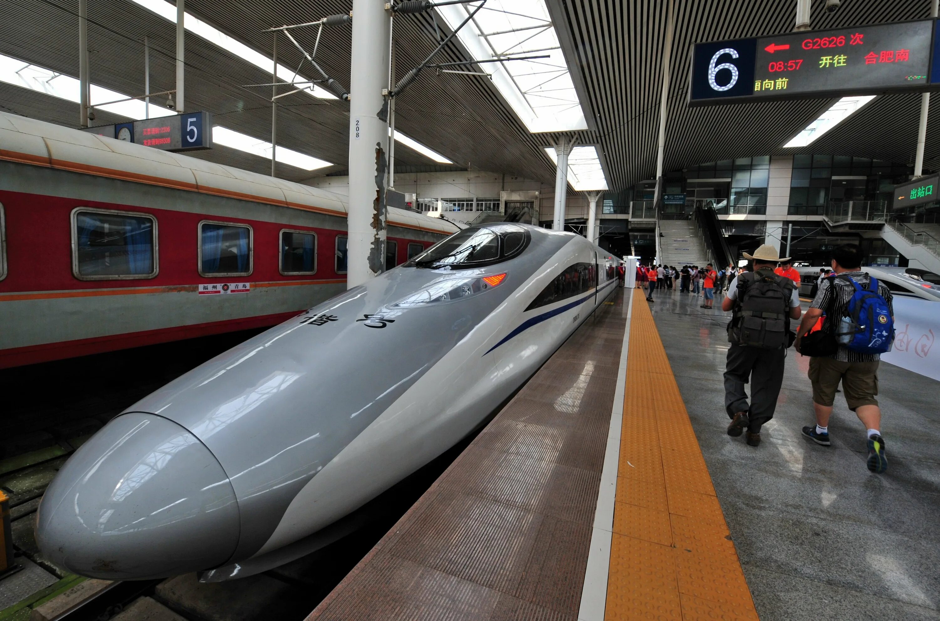 В китае показали прототип поезда на магнитной подушке,. Скоростные поезда в китае. Китайский скоростной поезд 600 км ч. Высокоскоростные поезда китая. Скоростные поезда в китае.