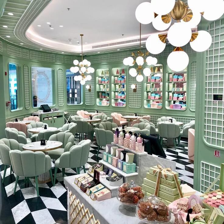 Laduree патриаршие пруды. Laduree малая бронная. Laduree дубай. Французская кондитерская ладури. Кафе ладупи в париже интерьер.