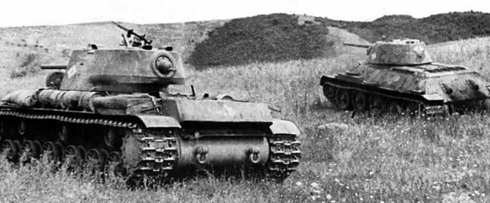 Танковый десант ркка в 1941 году. Танк валентайн из 52 танковой бригады. 52 танковая. 52 танковая. Panther ausf d kursk.