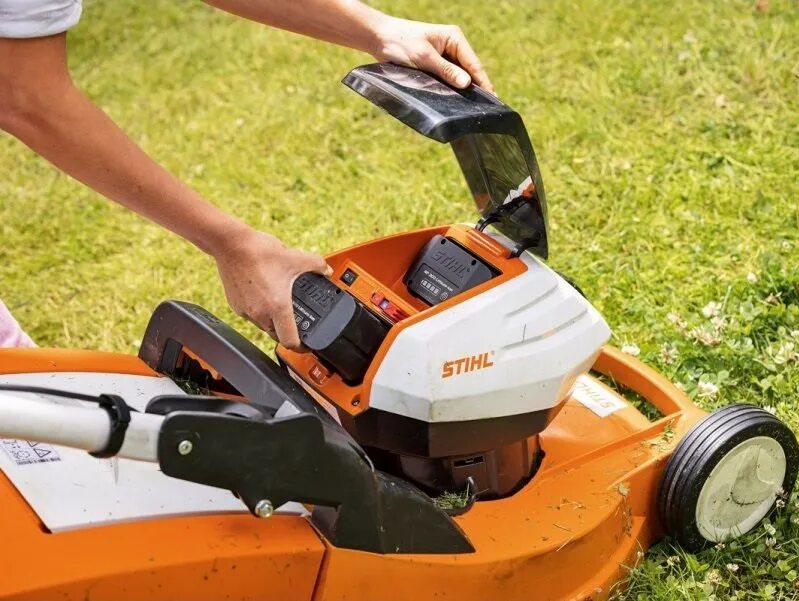 Косилка штиль фс45. Электрическая газонокосилка stihl rme 443. Косилка штиль. Мотокоса stihl fs 55 c. Бензотриммер stihl fs 250.