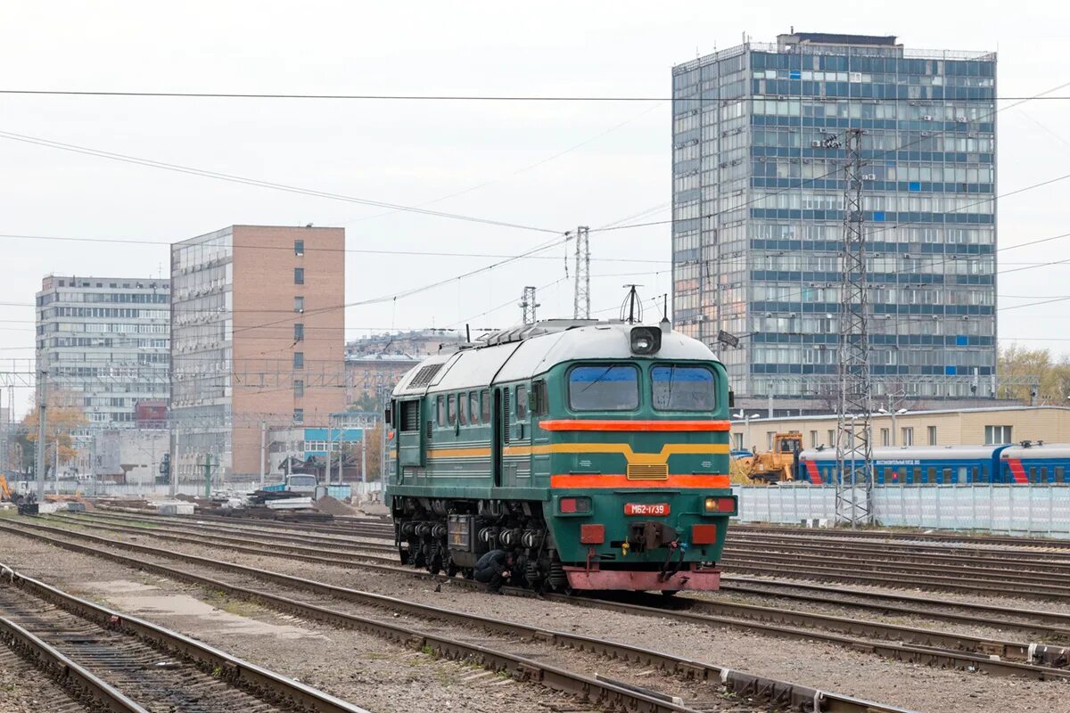 Тч 124. Эр9 электропоезд. Эд4м 0443 молодежный. Эп2д новокузнецк. Депо железнодорожная тч-4.