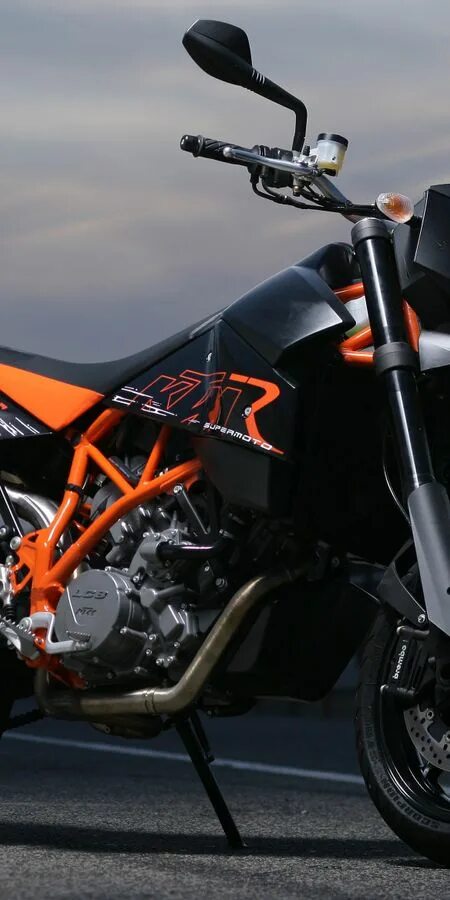 Ktm 1190 rc8. Ктм телефон. Ktm 950 sm. Iphone 13 mini чехол ktm. Ктм 950 snorkel.